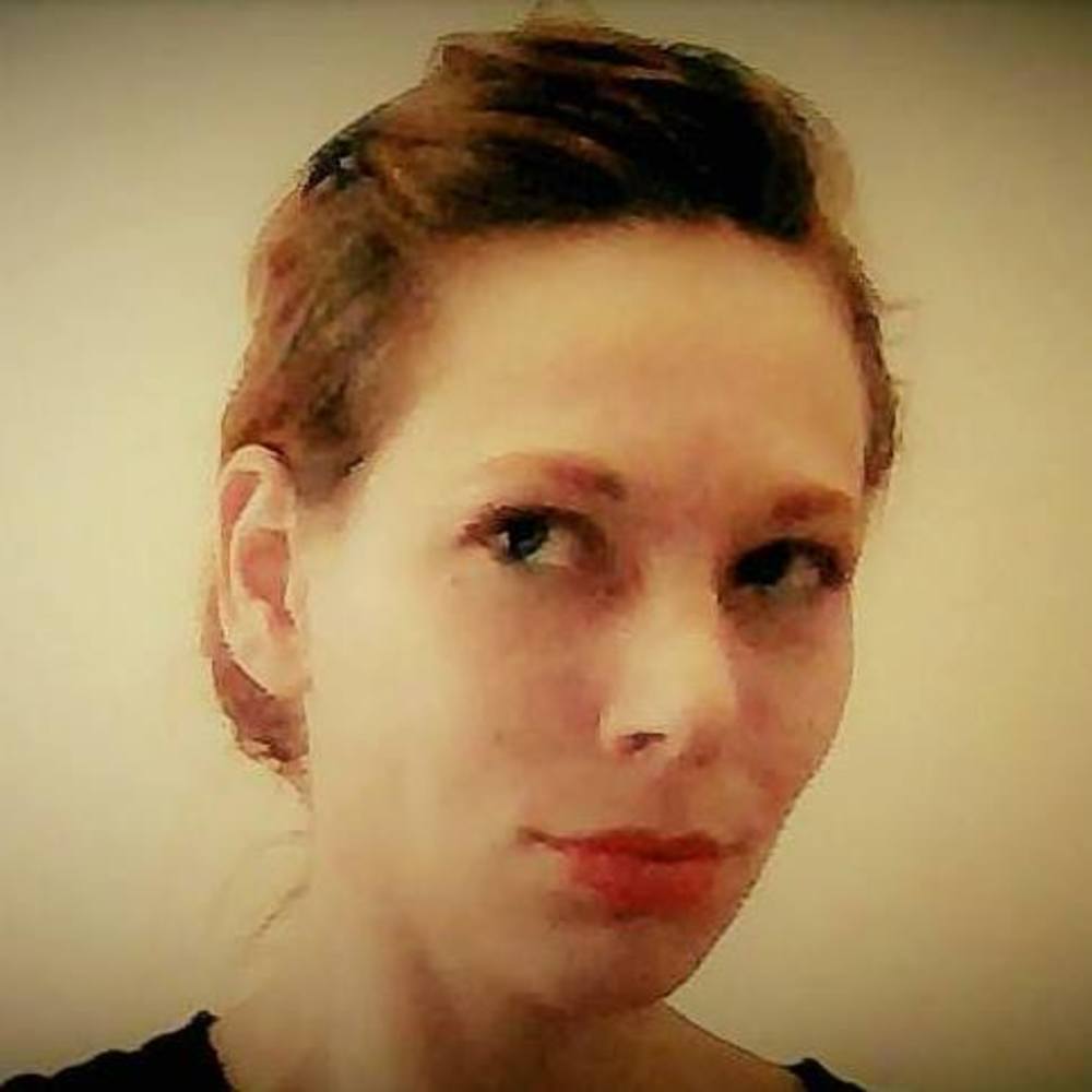 Meet your Posher, Ayla